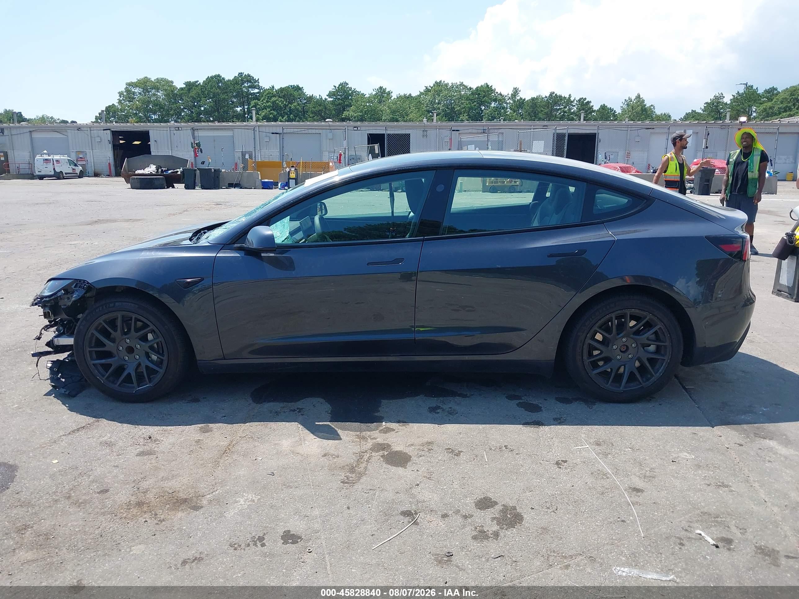 2025 TESLA MODEL 3