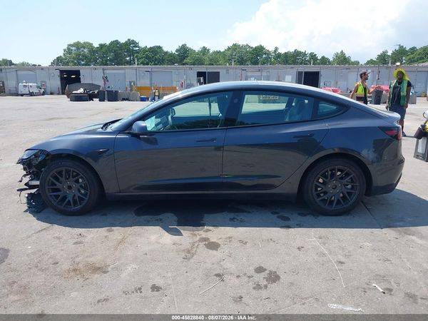 2025 TESLA MODEL 3