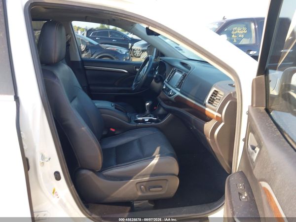 2016 TOYOTA HIGHLANDER LIMITED V6
