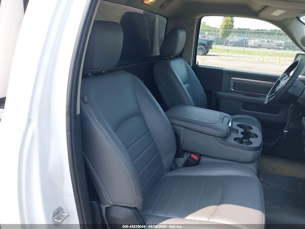 2019 RAM 1500 CLASSIC TRADESMAN  4X2 8' BOX
