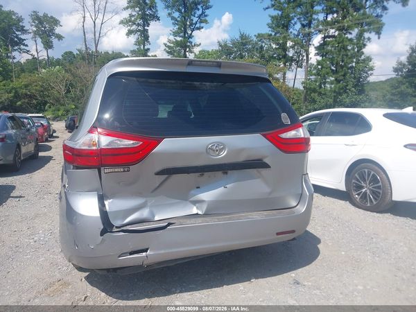 2015 TOYOTA SIENNA L 7 PASSENGER — I6