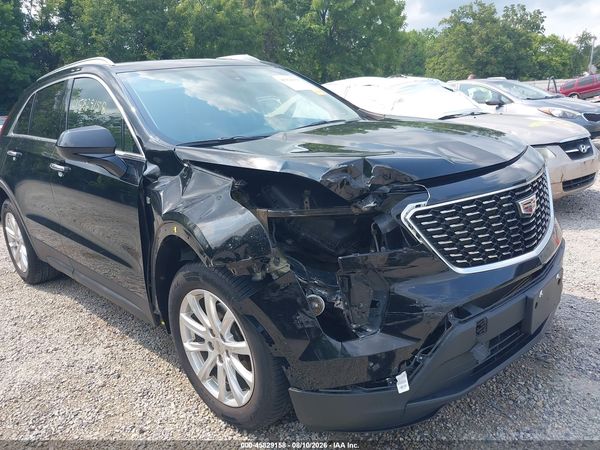 2019 CADILLAC XT4 LUXURY