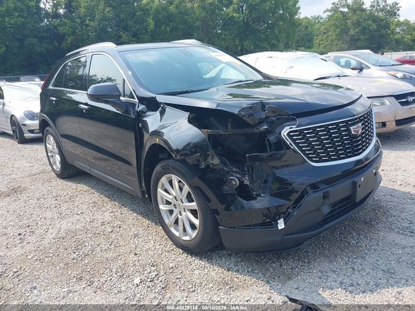 2019 CADILLAC XT4 LUXURY