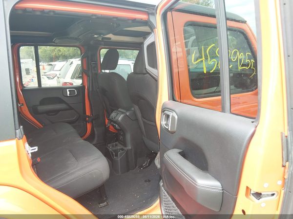 2018 JEEP WRANGLER UNLIMITED SAHARA 4X4