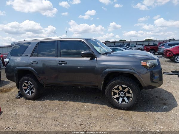 2016 TOYOTA 4RUNNER SR5