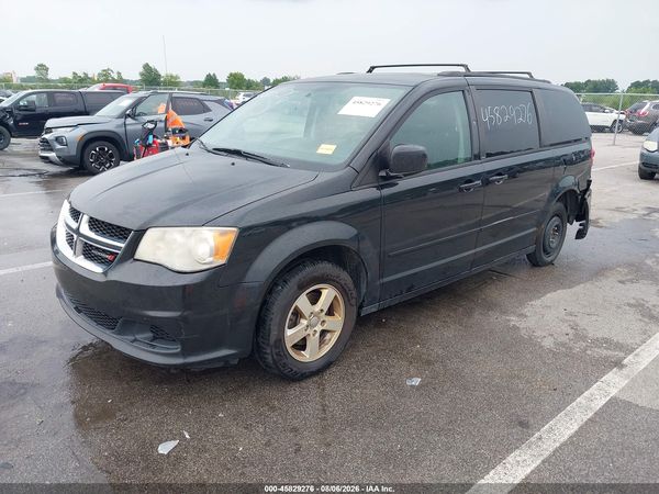2013 DODGE GRAND CARAVAN SXT — I2