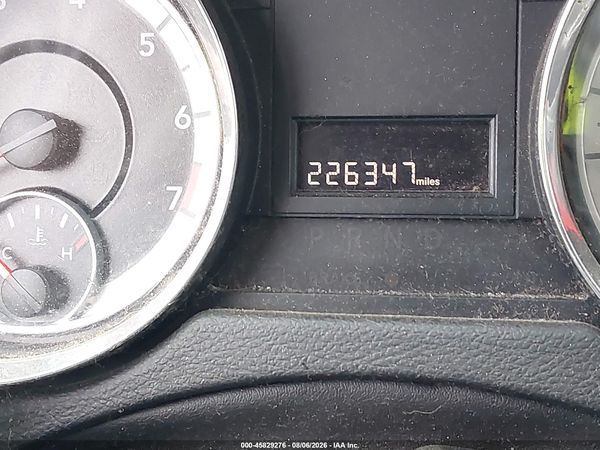 2013 DODGE GRAND CARAVAN SXT — I118