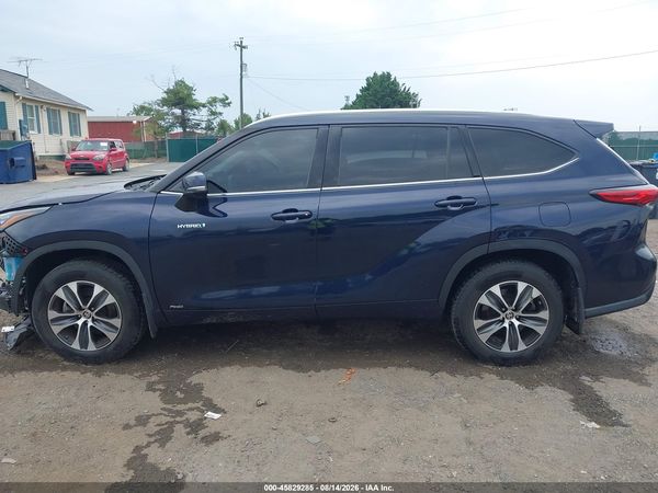 2020 TOYOTA HIGHLANDER HYBRID XLE