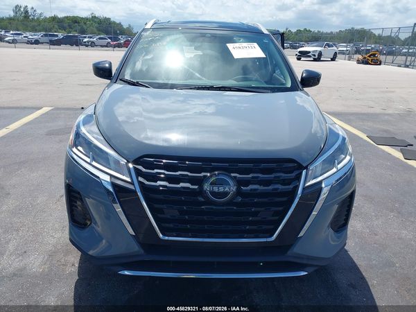 2022 NISSAN KICKS SV XTRONIC CVT