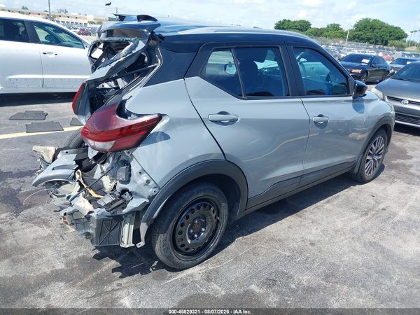 2022 NISSAN KICKS SV XTRONIC CVT