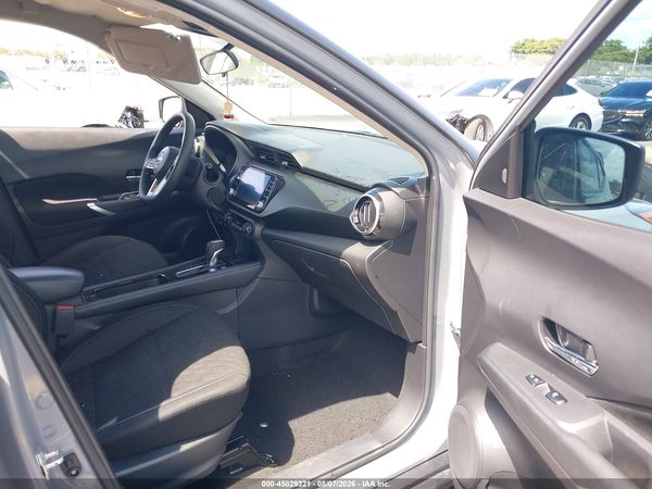 2022 NISSAN KICKS SV XTRONIC CVT