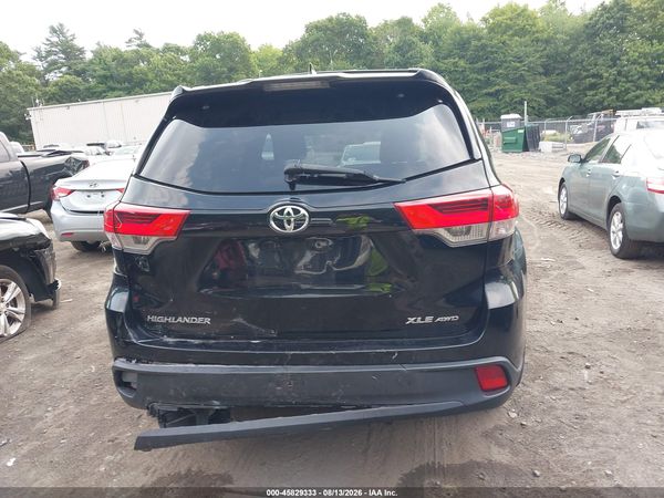 2019 TOYOTA HIGHLANDER XLE