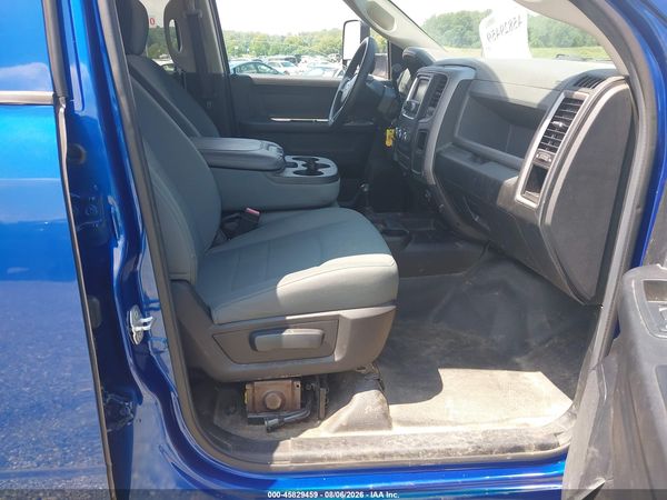2016 RAM 3500 TRADESMAN