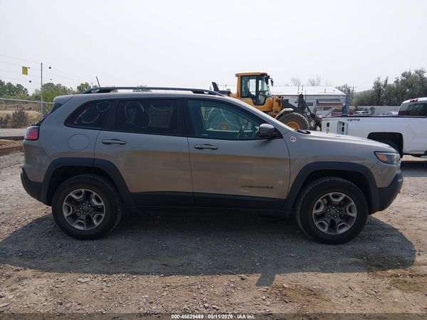 2019 JEEP CHEROKEE TRAILHAWK 4X4