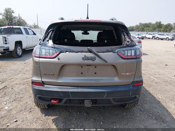 2019 JEEP CHEROKEE TRAILHAWK 4X4