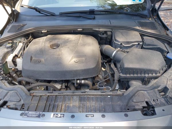 2017 VOLVO S60 CROSS COUNTRY T5
