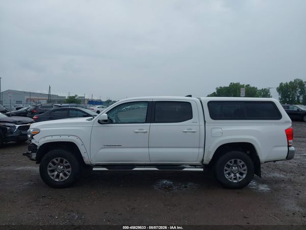 2017 TOYOTA TACOMA SR5