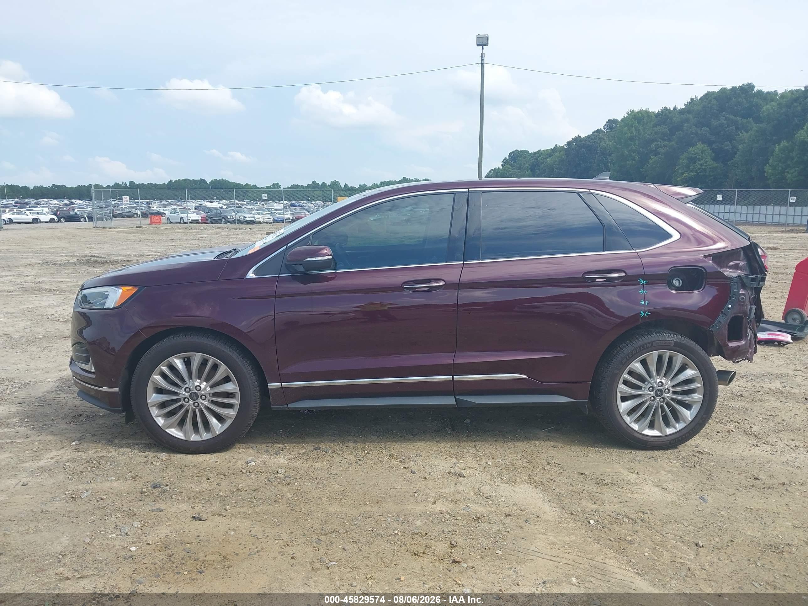2022 FORD EDGE TITANIUM