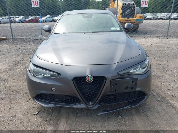 2017 ALFA ROMEO GIULIA TI AWD