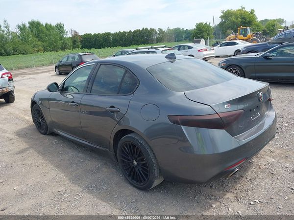 2017 ALFA ROMEO GIULIA TI AWD