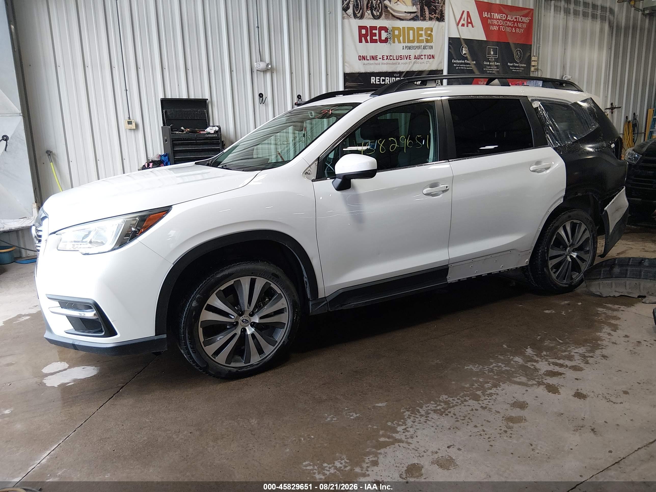 2019 SUBARU ASCENT PREMIUM — I2
