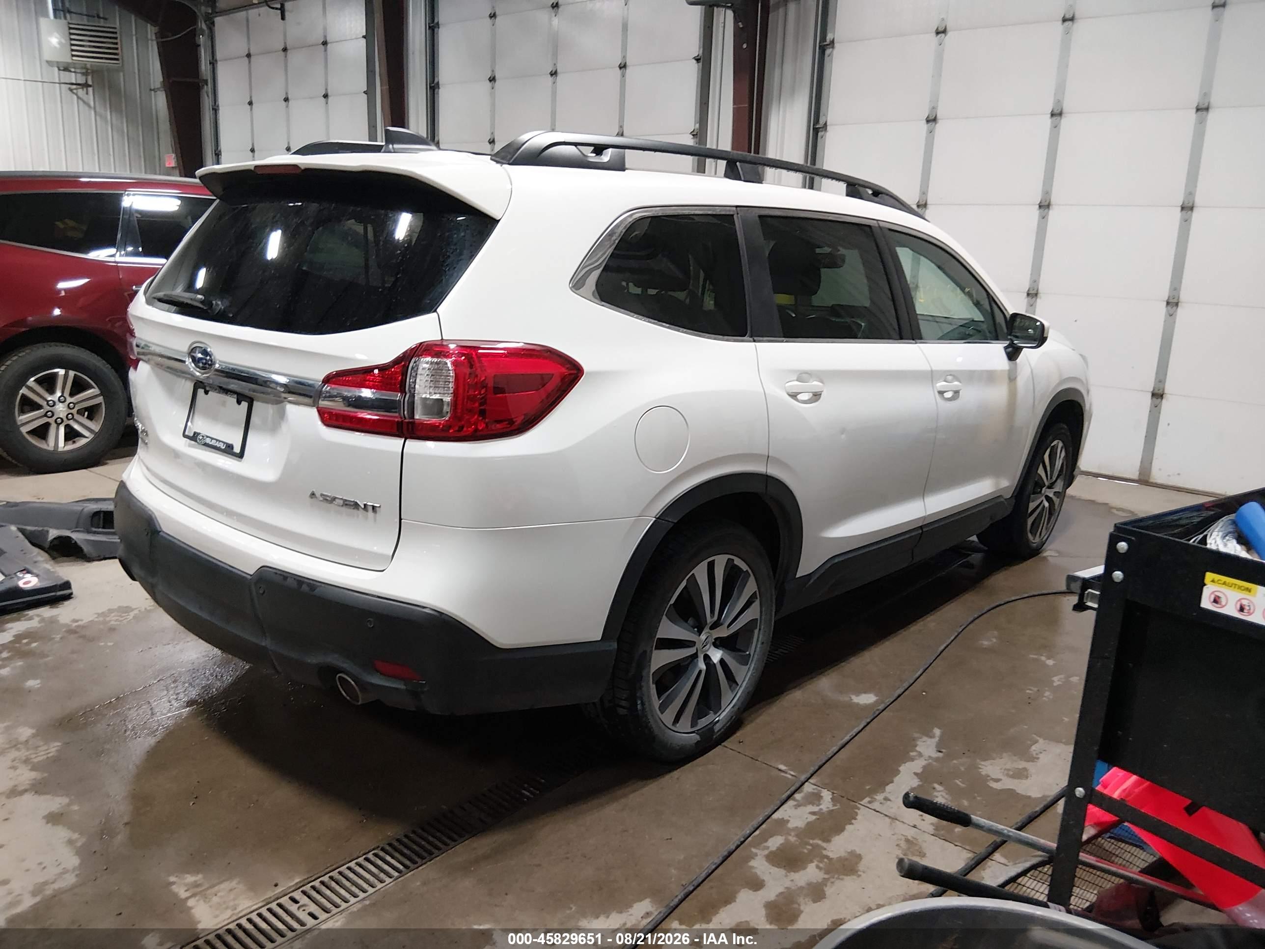 2019 SUBARU ASCENT PREMIUM — I4