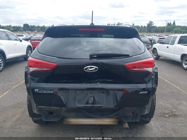 2017 HYUNDAI TUCSON SE