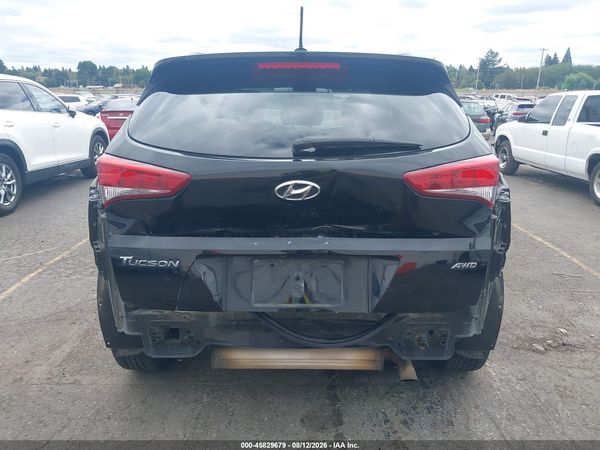 2017 HYUNDAI TUCSON SE
