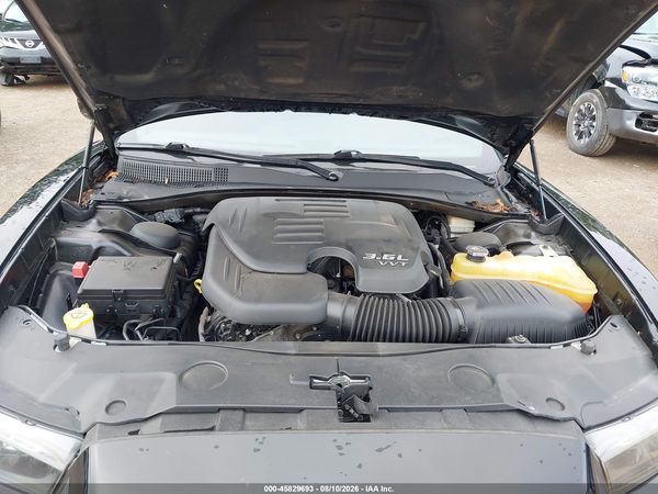 2013 DODGE CHARGER SE