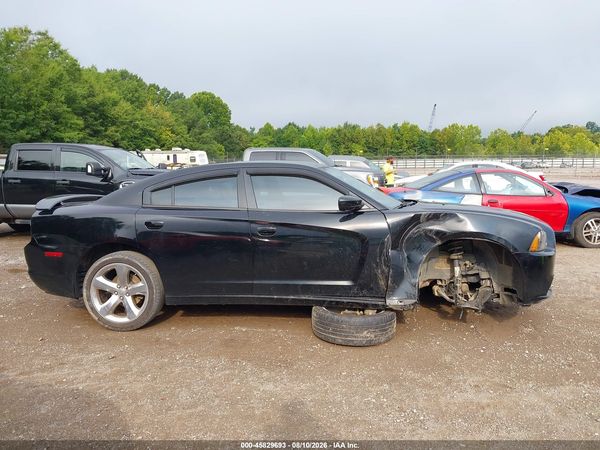2013 DODGE CHARGER SE