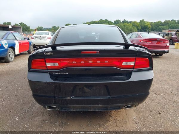 2013 DODGE CHARGER SE