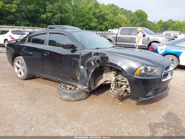 2013 DODGE CHARGER SE