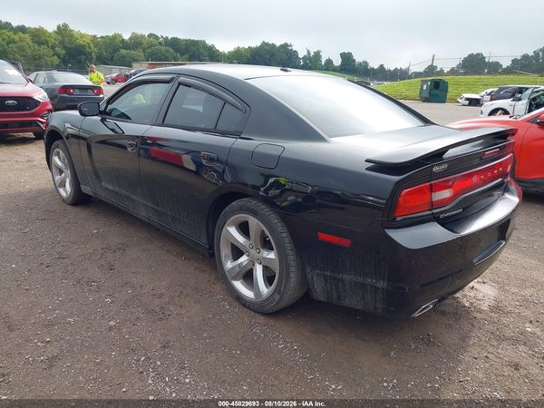 2013 DODGE CHARGER SE