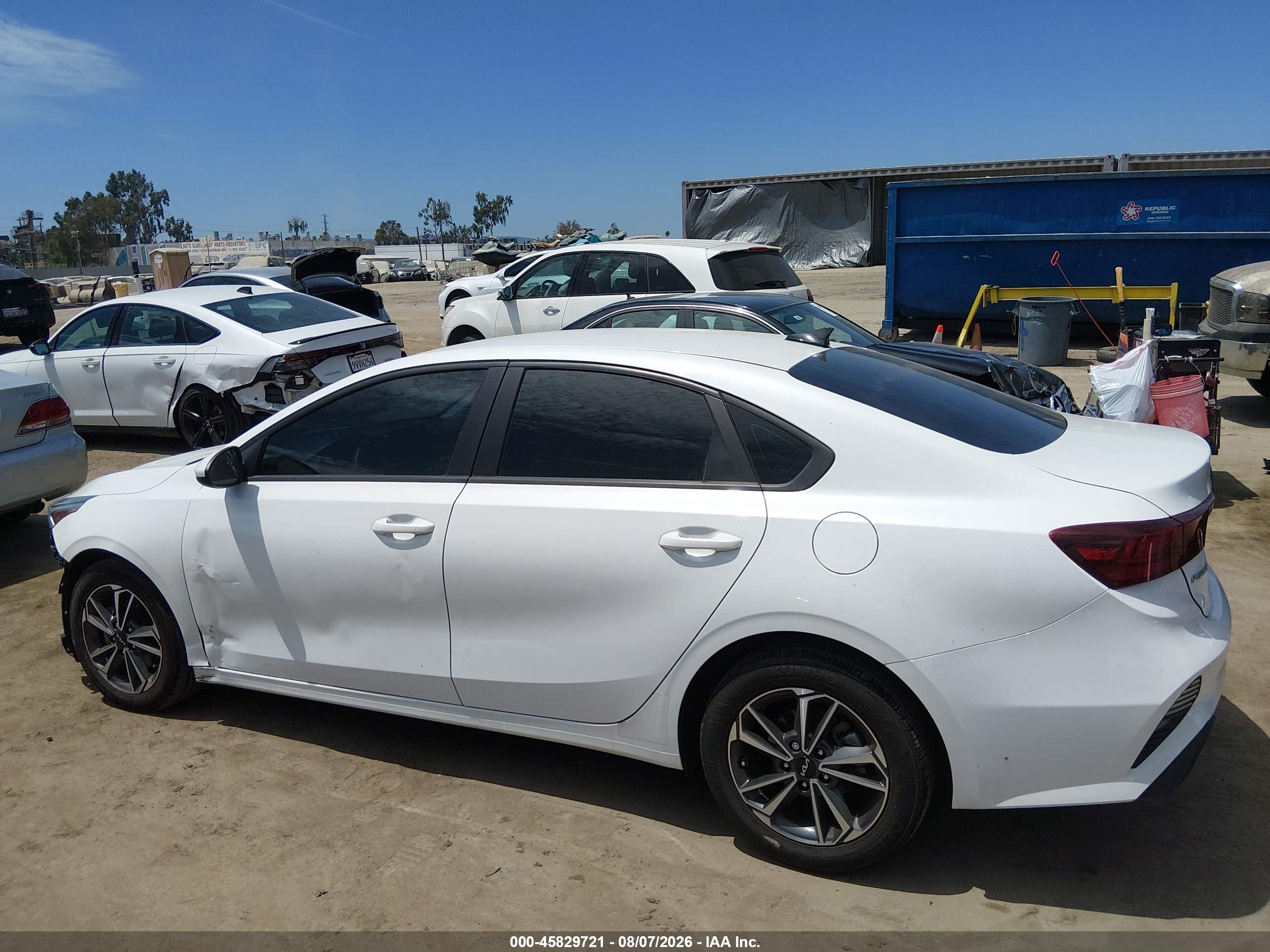 2023 KIA FORTE LXS