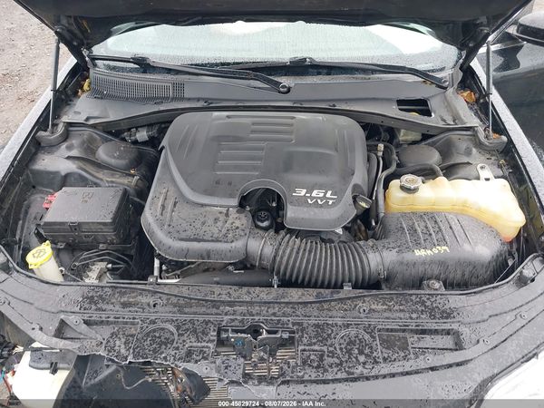 2017 CHRYSLER 300 LIMITED AWD