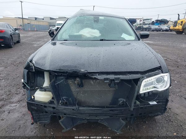 2017 CHRYSLER 300 LIMITED AWD