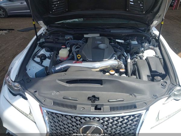 2016 LEXUS IS 200T