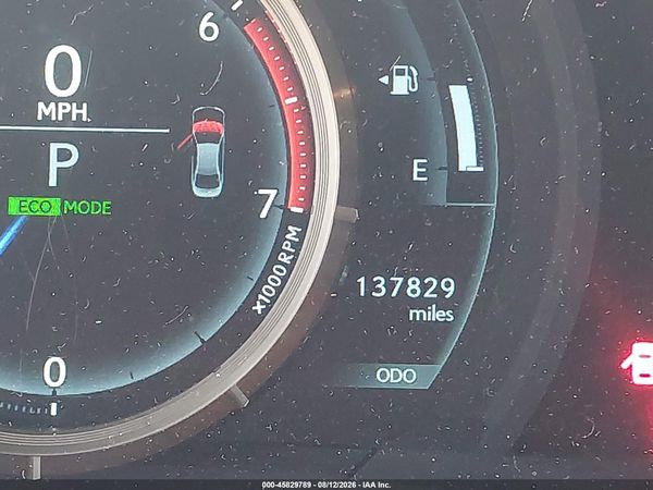 2016 LEXUS IS 200T