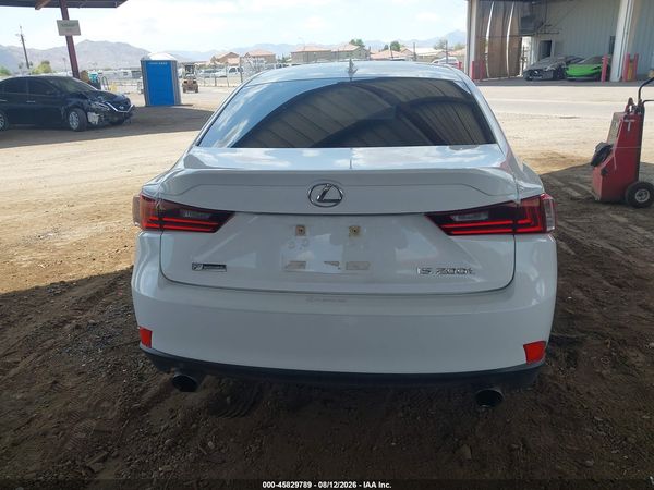 2016 LEXUS IS 200T