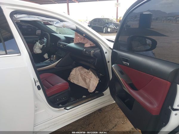 2016 LEXUS IS 200T