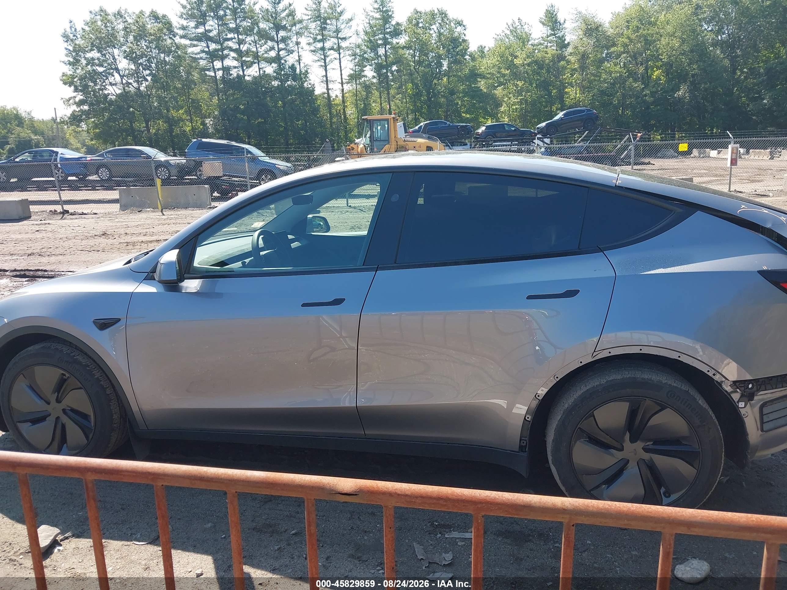 2026 TESLA MODEL Y