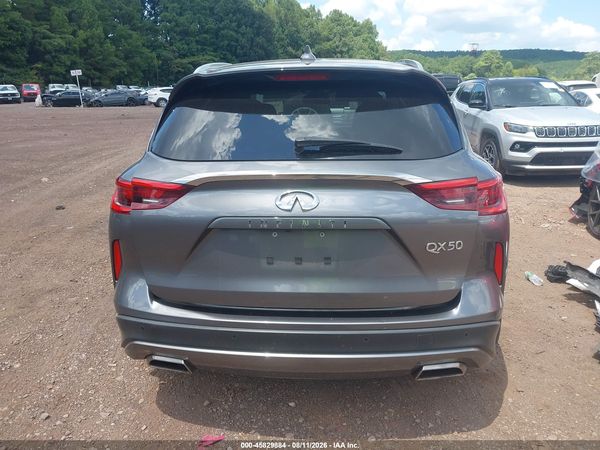 2021 INFINITI QX50 LUXE