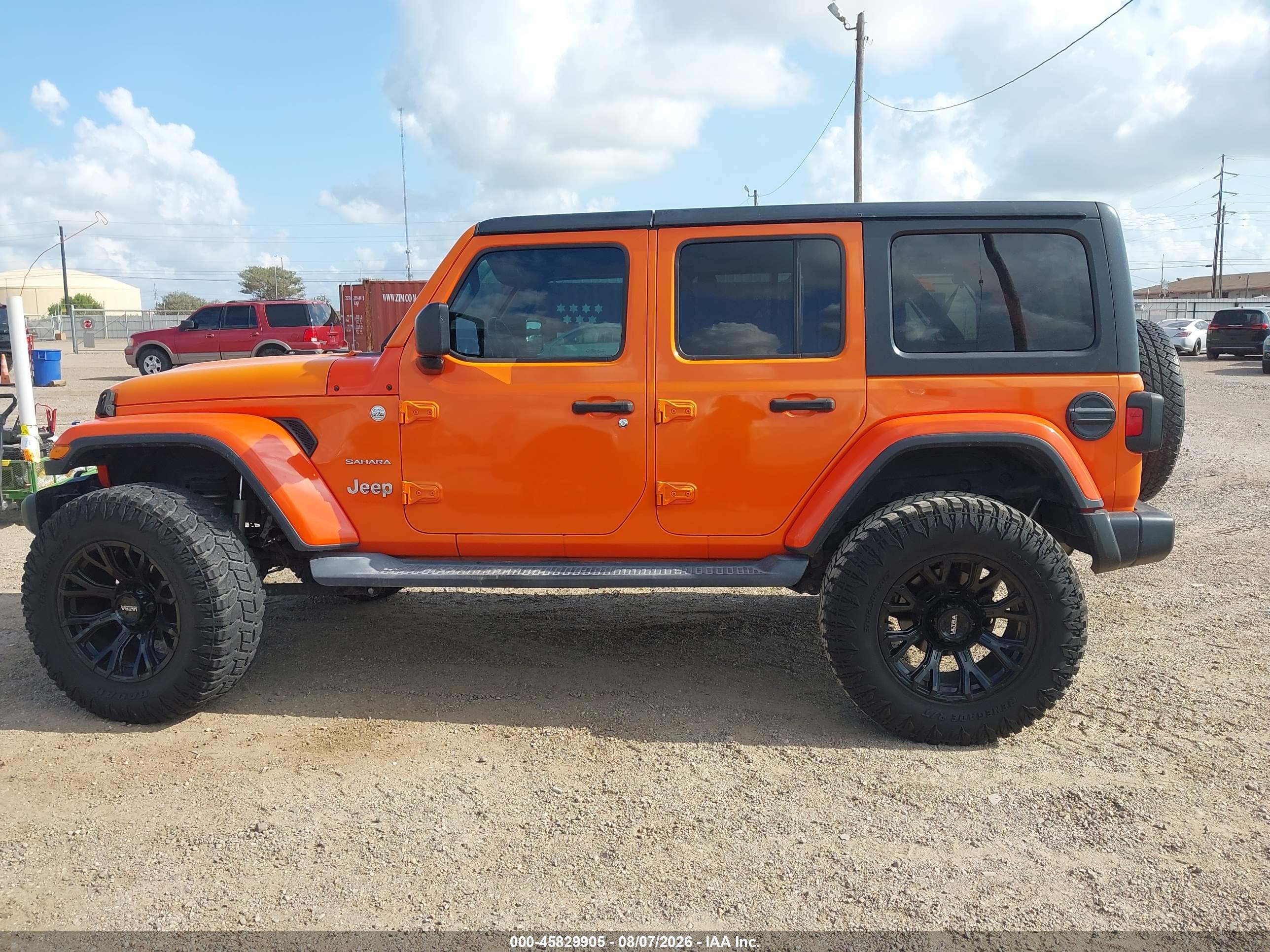 2018 JEEP WRANGLER UNLIMITED SAHARA 4X4
