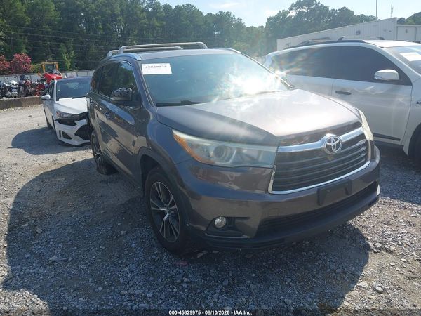 2016 TOYOTA HIGHLANDER XLE V6