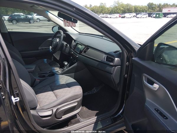 2019 KIA NIRO LX