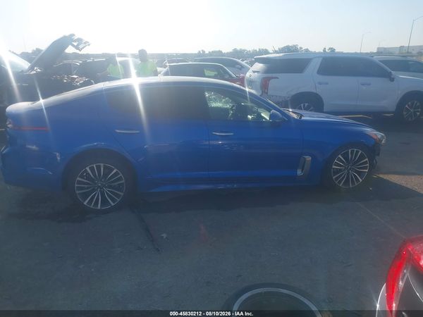2019 KIA STINGER Base