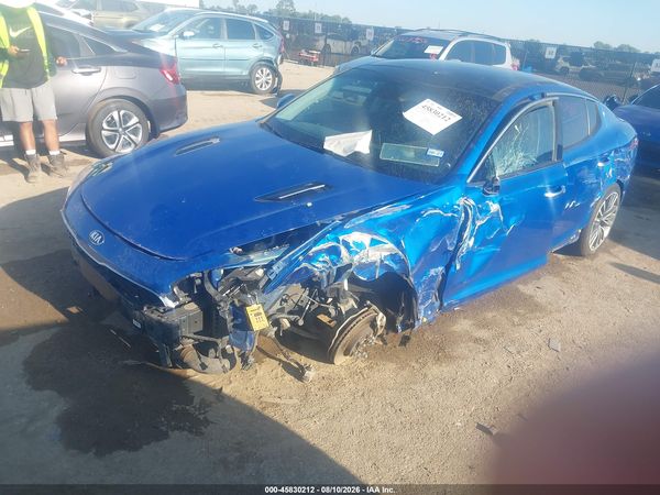 2019 KIA STINGER Base