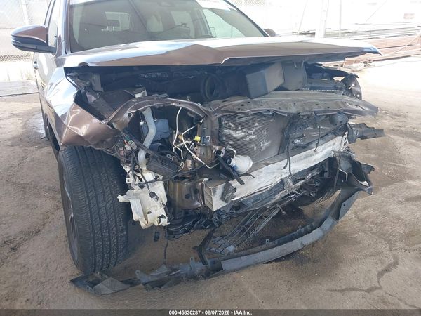 2019 TOYOTA HIGHLANDER LE PLUS