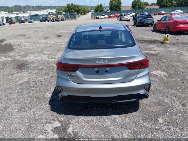 2023 KIA FORTE LXS