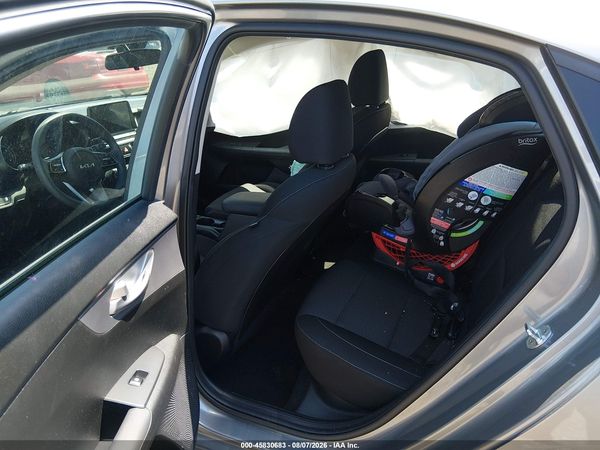 2023 KIA FORTE LXS